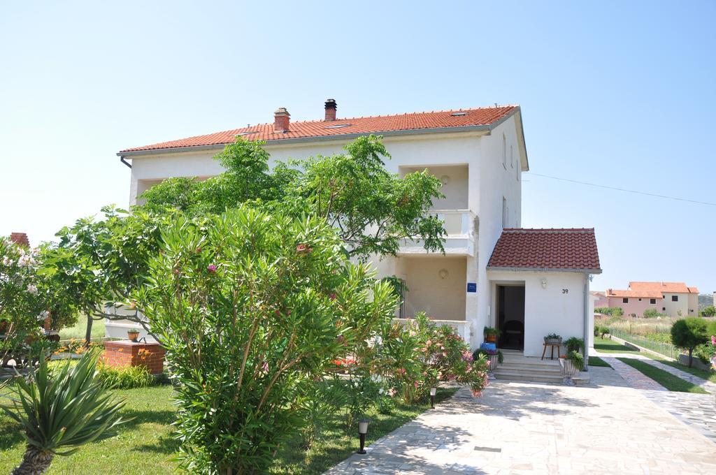 Apartments Smilja Ljubač Exteriér fotografie